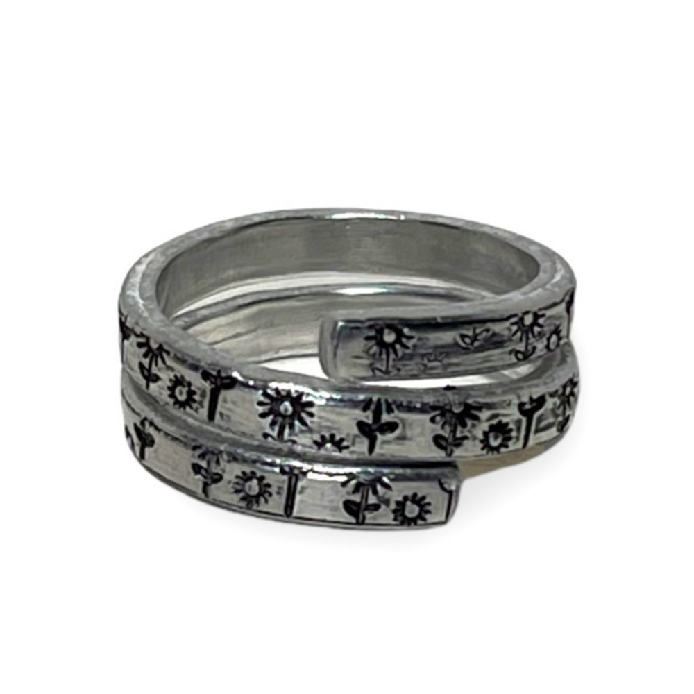 Handmade 8 stamped flower pattern silver adjustable hypoallergenic wrap ring